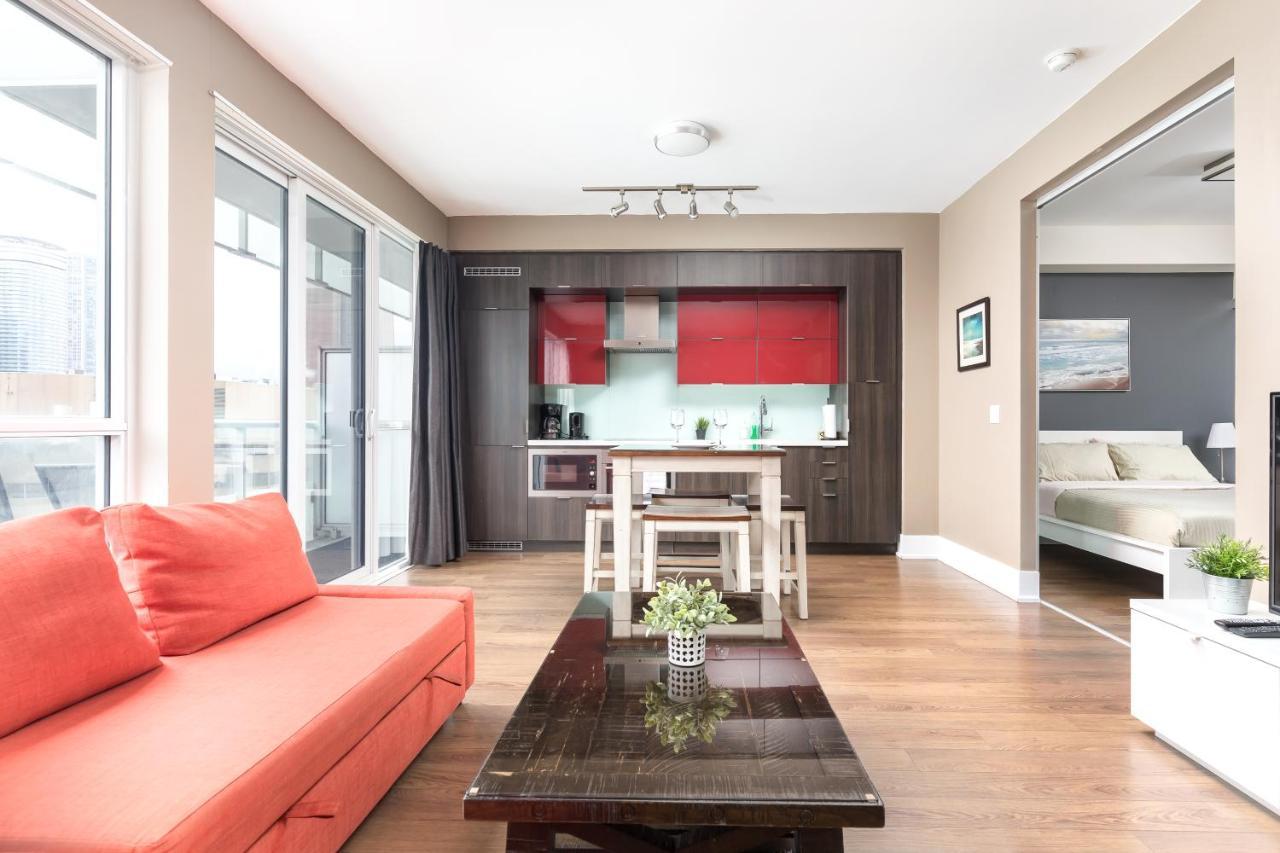 Across From The Cn Tower, Metro Toronto Convention Centre And Rogers Centre In Downtown Toronto Core Apartment Luaran gambar