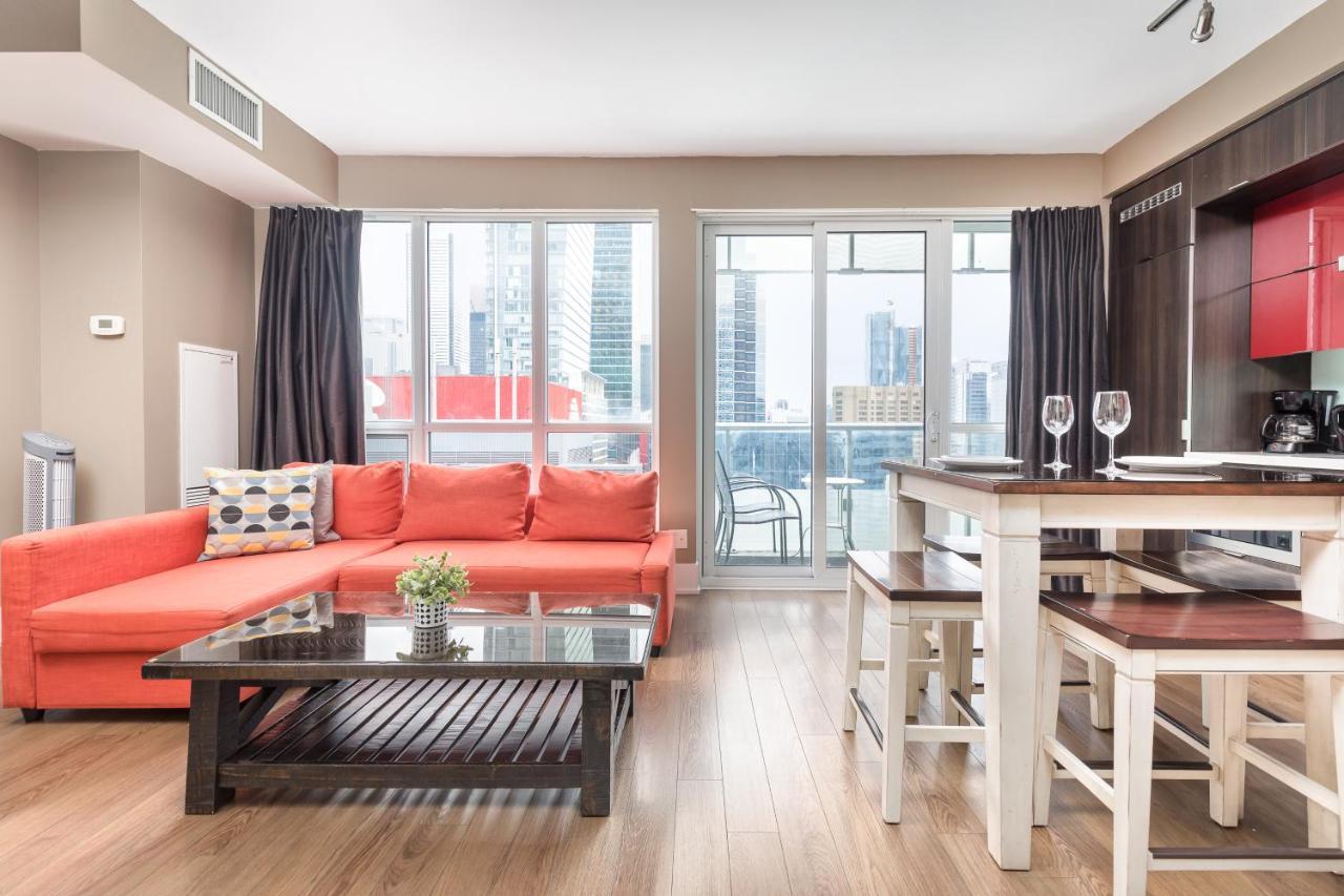 Across From The Cn Tower, Metro Toronto Convention Centre And Rogers Centre In Downtown Toronto Core Apartment Luaran gambar